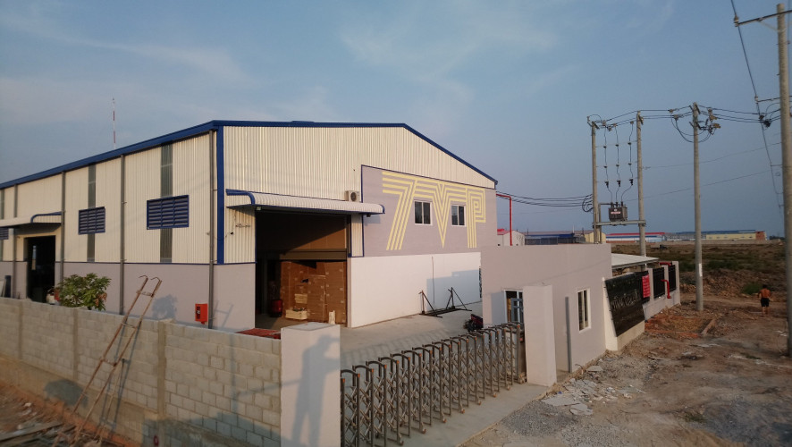 Thiết kế và thi công nhà kết cấu thép